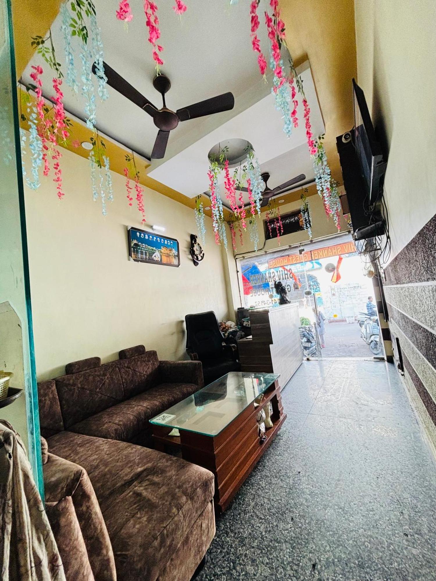 Shiv Shankar Guest House Amritsar Exteriör bild