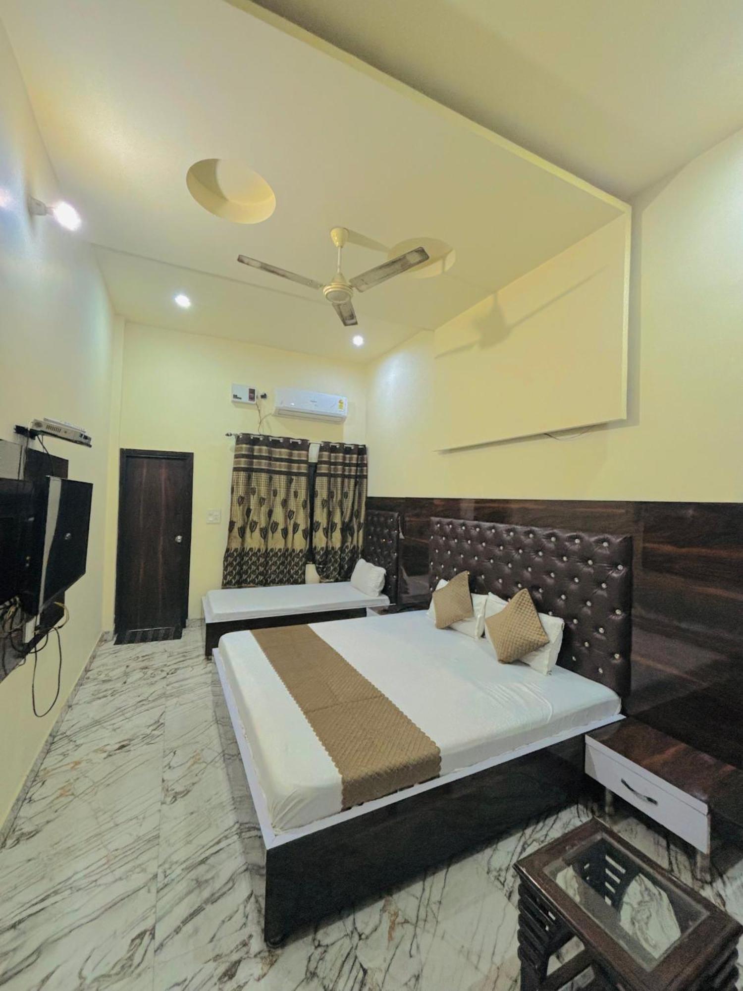 Shiv Shankar Guest House Amritsar Exteriör bild